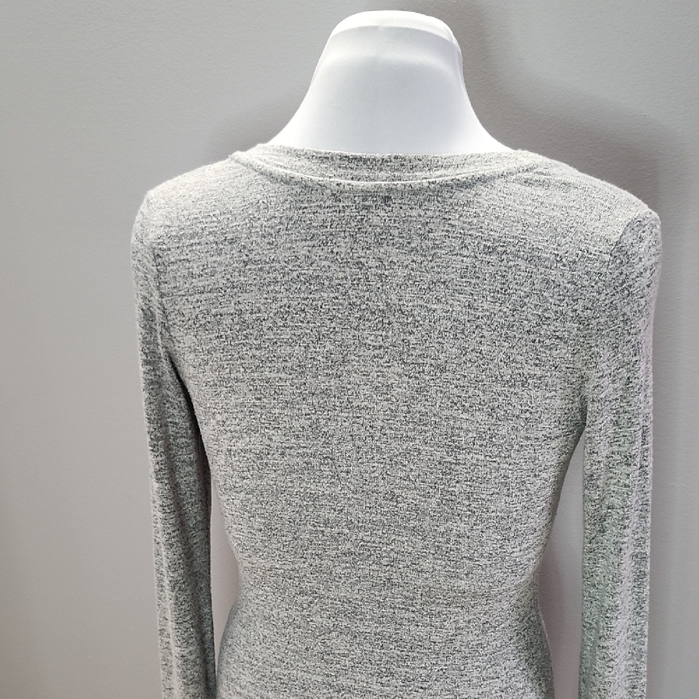 ARITZIA WILFRED FREE Gray v-neck long sleeve bodycon knit midi maxi dress - Picture 4 of 13